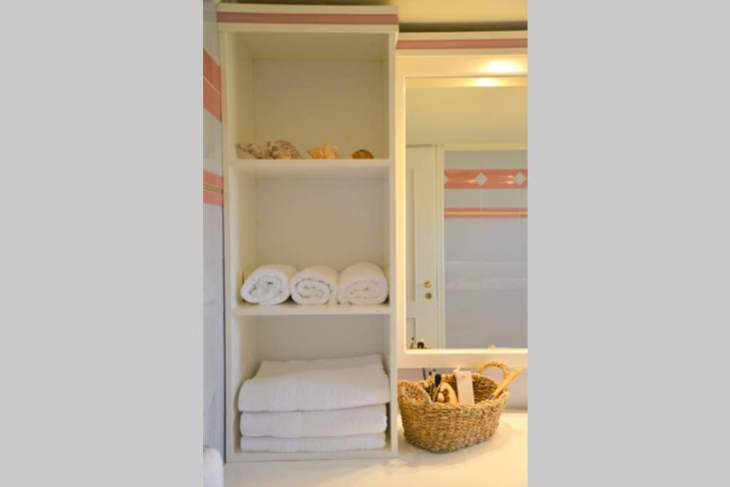 Esperos Seaside Suite In Adamas, Milos Luaran gambar